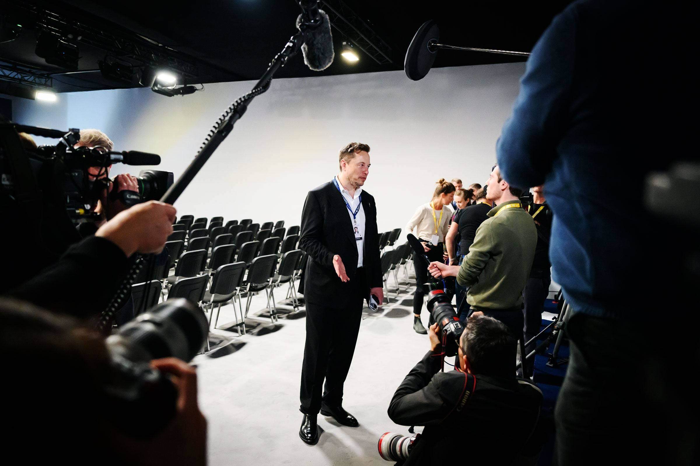 musk-biz-grok-GettyImages-1768682028-1 musk-biz-grok-GettyImages-1768682028-1